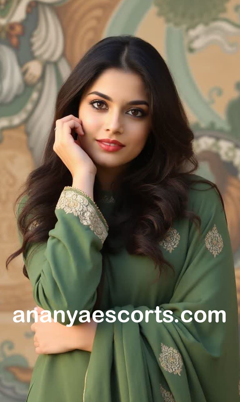 Call Girls in Pilkhuwa